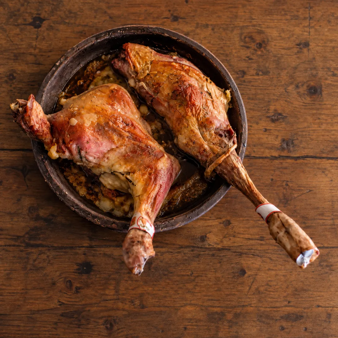 Lechazo asado al horno de leña
